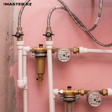 Монтаж водяных счётчиков и фильтров